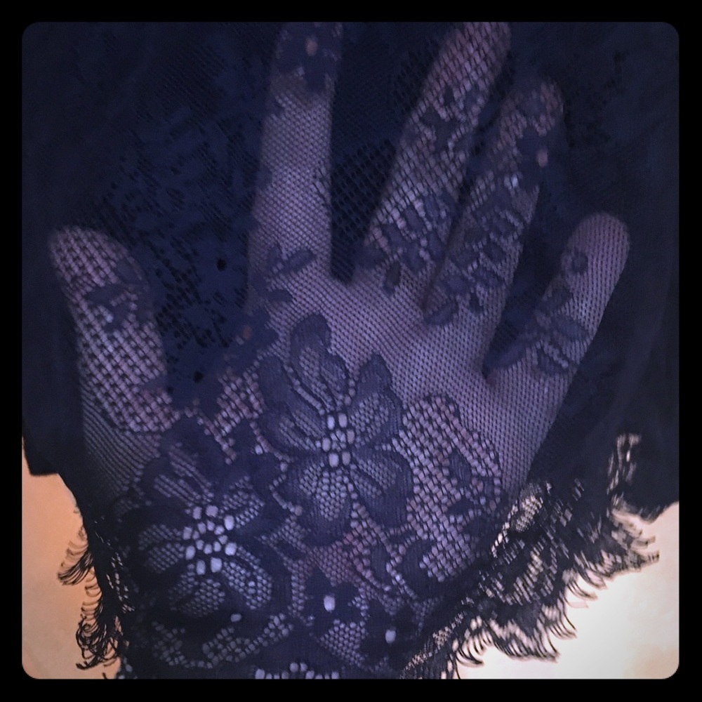 NY & Company XL Tank with lace overlay on front.